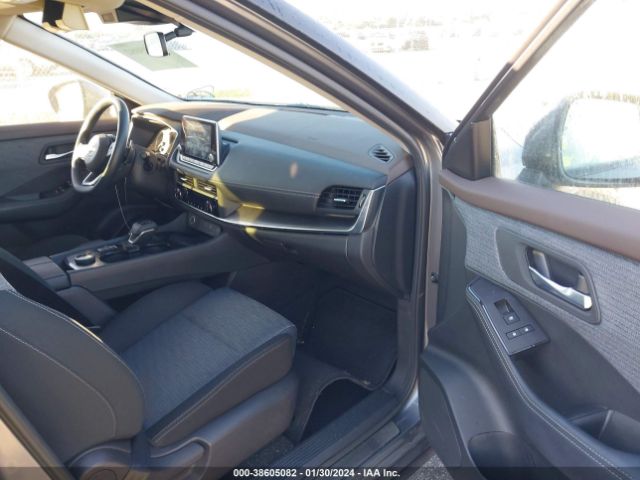 JN8BT3BB8PW475438 Nissan Rogue Sv Intelligent Awd