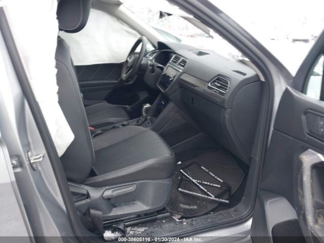 3VV2B7AX6NM168013 Volkswagen Tiguan 2.0t Se