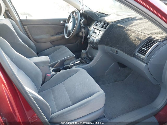 38605236 :رقم المزاد ، 1HGCM66323A042918 vin ، 2003 Honda Accord 3.0 Lx مزاد بيع