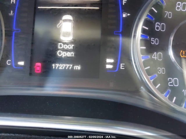 2015 CHRYSLER 200 LIMITED VIN: 1C3CCCAB1FN724267