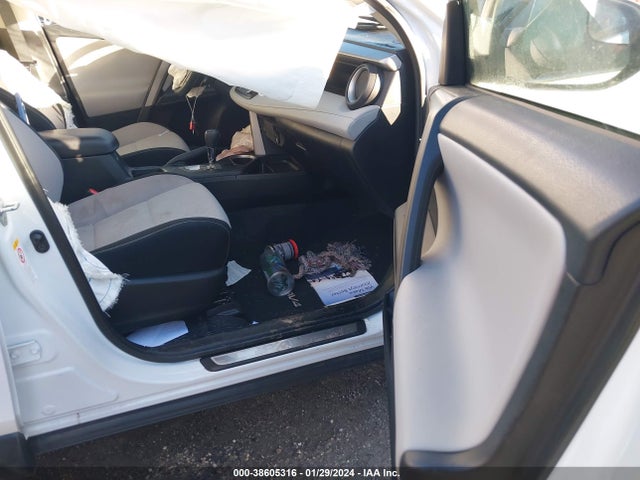 Toyota Rav4 Xle 2016 2T3WFREV5GW252429 Image 5