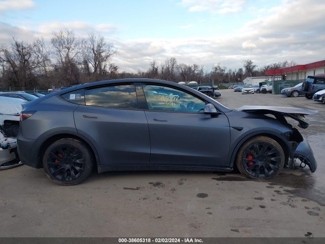 5YJYGDEE7MF070421 Tesla Model Y Long Range Dual Motor All-wheel Drive