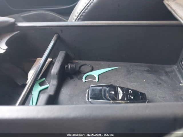 2019 ASTON MARTIN DB11 SCFRMFEV1KGL07918 Photo 10