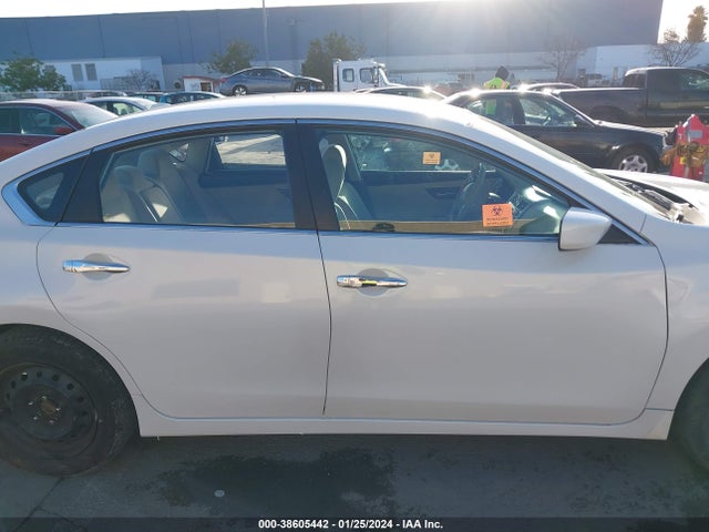 2015 NISSAN ALTIMA 2.5 S VIN: 1N4AL3AP0FN310255