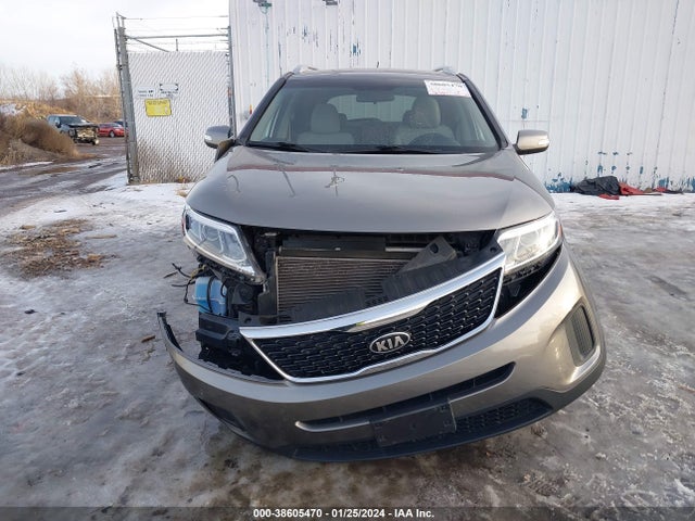 KIA Sorento Lx V6 2014 5XYKTDA72EG479963 Image 12