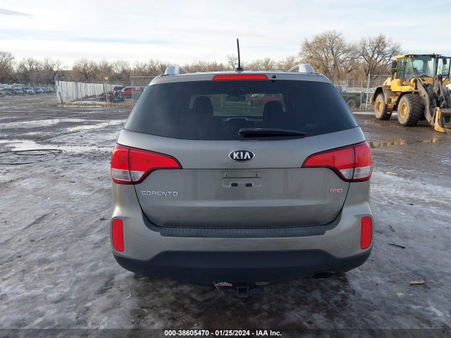 KIA Sorento Lx V6 2014 5XYKTDA72EG479963 Image 16