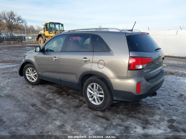 KIA Sorento Lx V6 2014 5XYKTDA72EG479963 Image 3