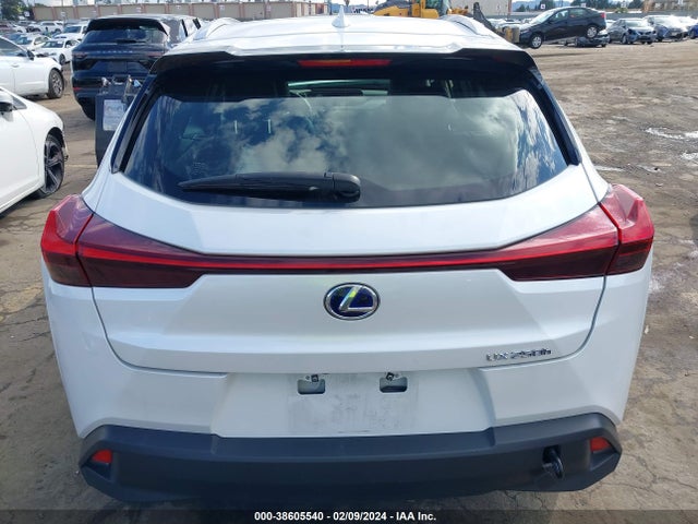 Lexus UX 250H 2019 JTHU9JBH0K2013546 Image 16