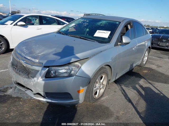 Chevrolet Cruze 1lt Auto 2014 1G1PC5SB2E7273868 Image 2