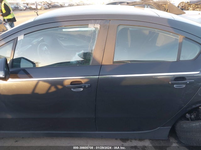 Chevrolet Volt 2014 1G1RE6E46EU114634 Image 14