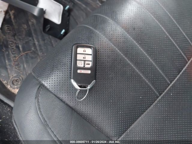 1HGCV2F93KA001853 Honda Accord Touring 2.0t