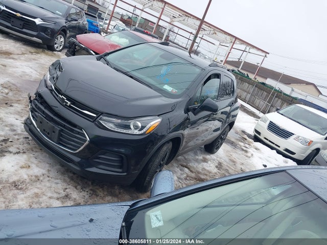 Chevrolet Trax Awd Lt 2022 KL7CJPSMXNB509413 Image 2