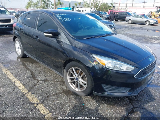 2016 FORD FOCUS SE VIN: 1FADP3K24GL255844