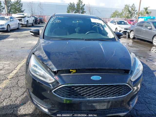 2016 FORD FOCUS SE VIN: 1FADP3K24GL255844