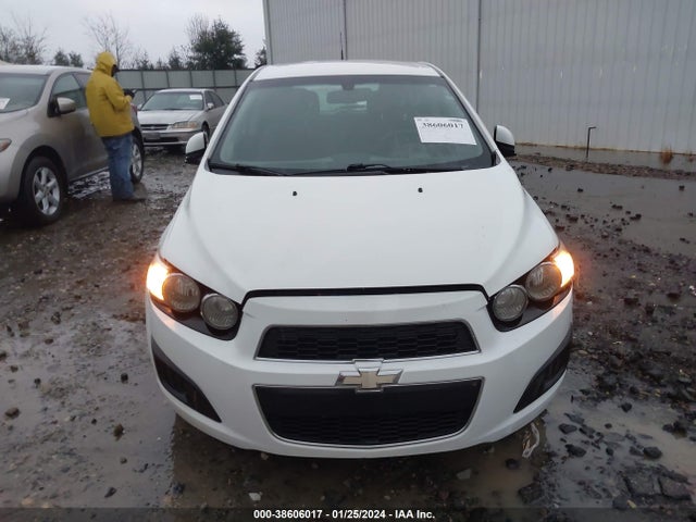 Chevrolet Sonic Ls Auto 2014 1G1JA6SHXE4183164 Image 6