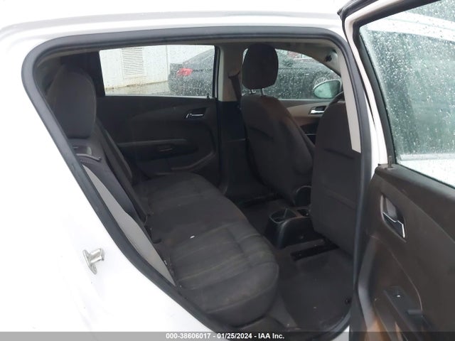 Chevrolet Sonic Ls Auto 2014 1G1JA6SHXE4183164 Image 8
