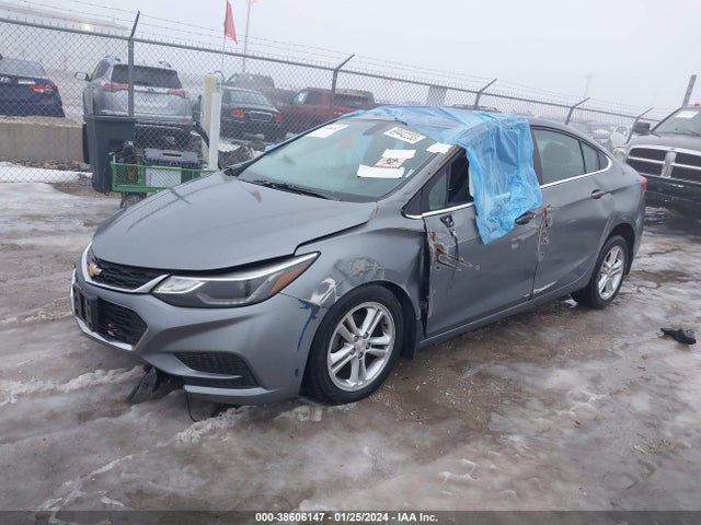 Chevrolet Cruze Lt Auto 2018 1G1BE5SM4J7175845 Image 2