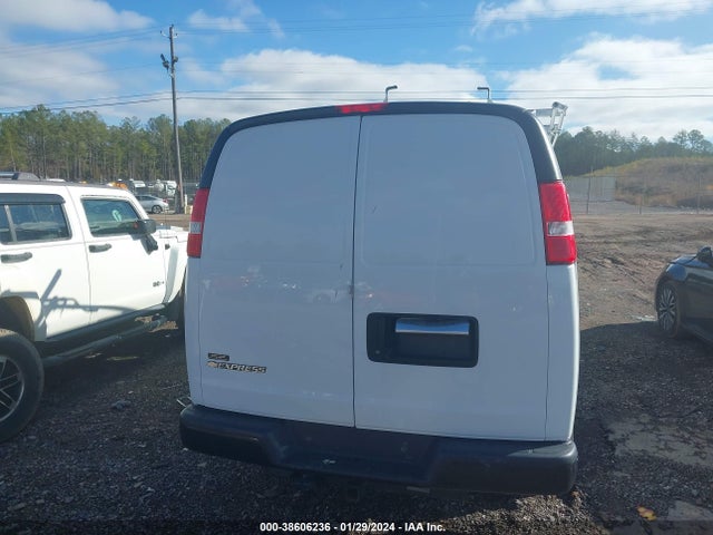 Chevrolet Express 2500 Work Van 2019 1GCWGAFG1K1362514 Image 16