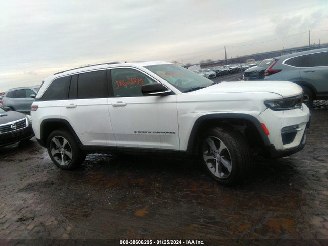 Jeep Grand Cherokee 4xe 2023 1C4RJYB67P8788078 Image 13
