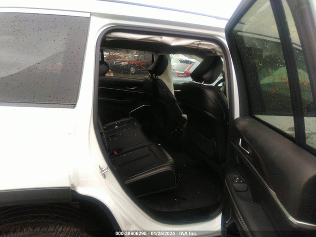 Jeep Grand Cherokee 4xe 2023 1C4RJYB67P8788078 Image 8