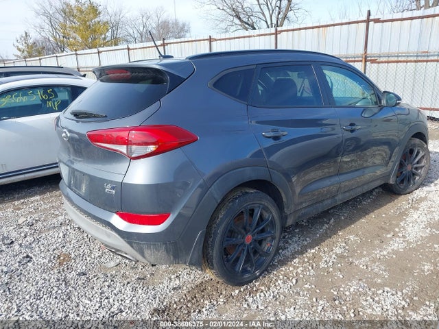 Hyundai Tucson Night 2017 KM8J3CA29HU504995 Image 4