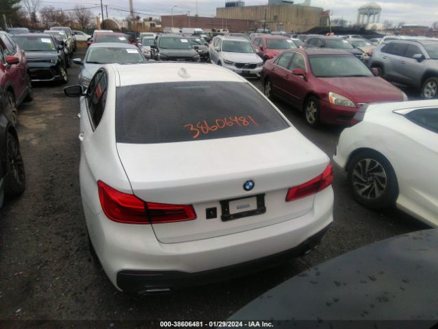 WBAJA7C57JWA72071 BMW 530i Xdrive