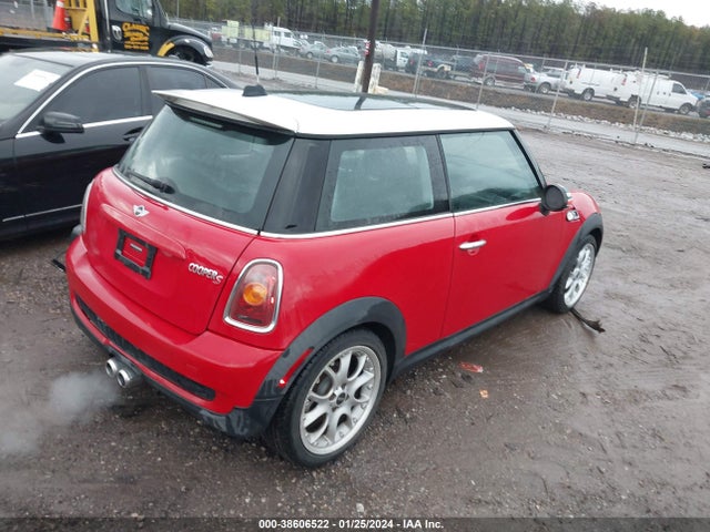 2009 MINI COOPER S WMWMF73529TV39907 Photo 3