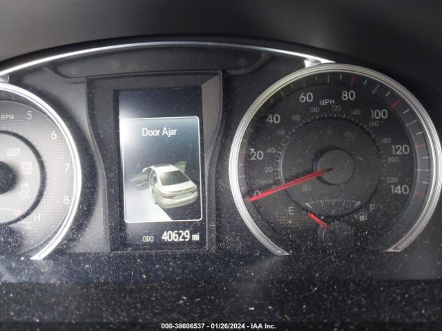 4T1BF1FKXHU441687 Toyota CAMRY SE