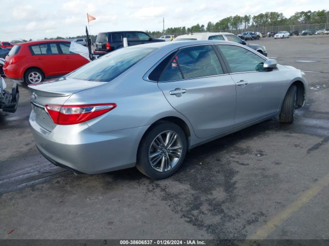 4T1BF1FKXHU441687 Toyota CAMRY SE