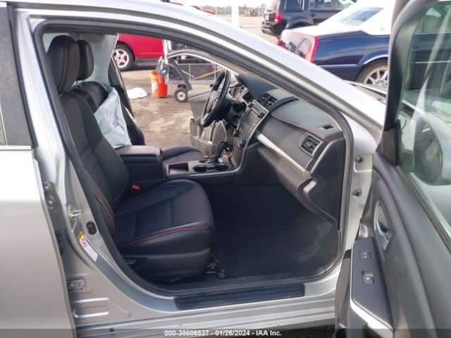 4T1BF1FKXHU441687 Toyota CAMRY SE