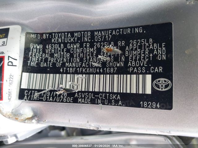 4T1BF1FKXHU441687 Toyota CAMRY SE