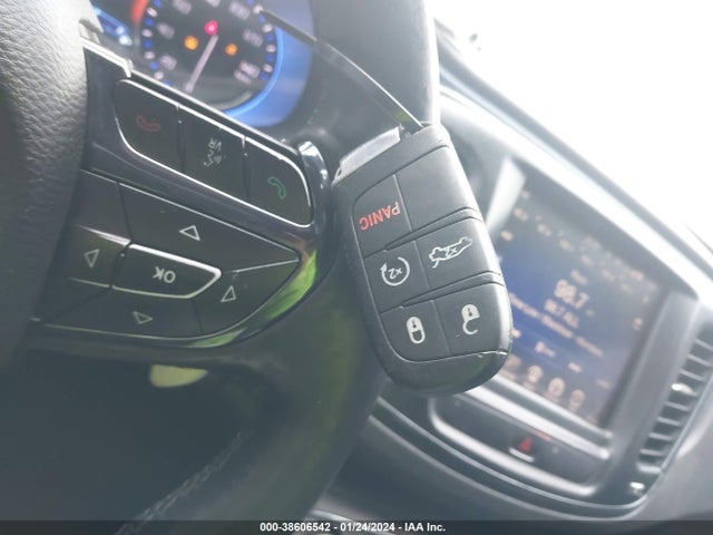 1C3CCCBB4GN115609 Chrysler 200 S