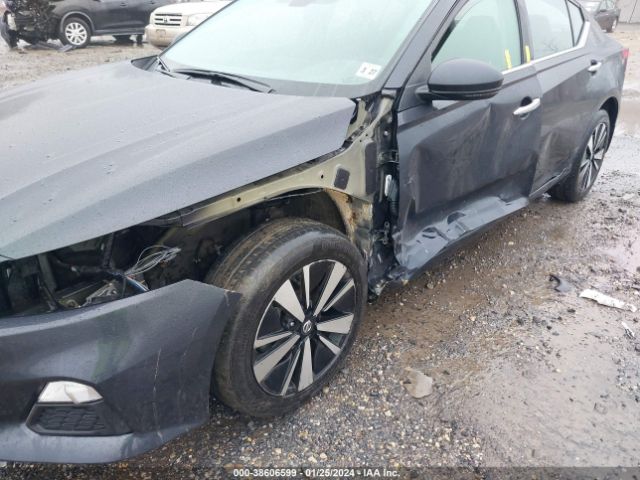1N4BL4DW4NN342895 Nissan Altima Sv Intelligent Awd