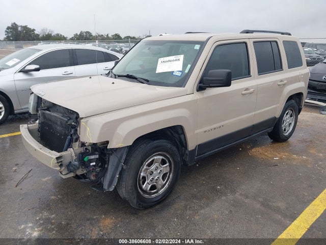 1C4NJPBA1HD209933 Jeep Patriot Sport Fwd