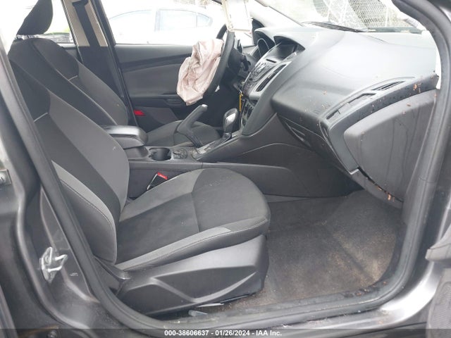Ford FOCUS SE 2014 1FADP3F27EL215992 Image 5