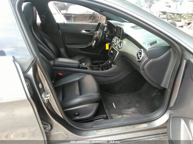 2014 MERCEDES-BENZ CLA 250 WDDSJ4GBXEN076264 Photo 4