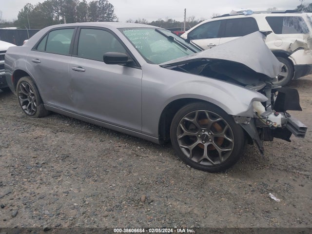 Chrysler 300 Touring 2018 2C3CCAAG3JH191405 Image 1