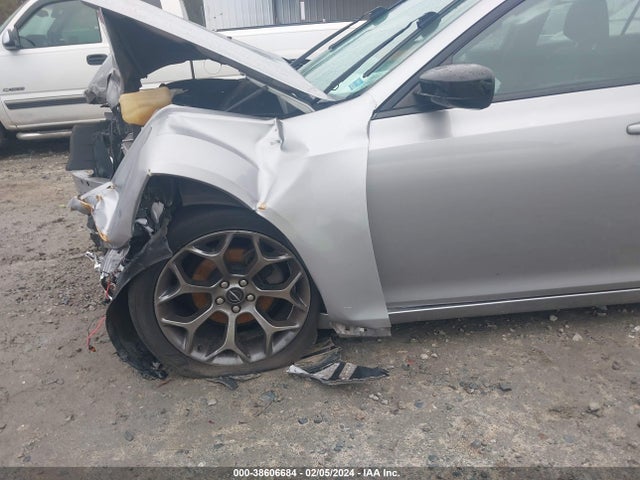Chrysler 300 Touring 2018 2C3CCAAG3JH191405 Image 12