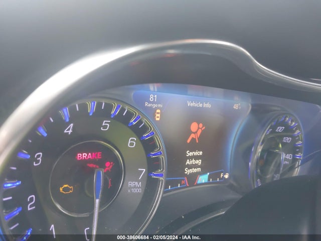 Chrysler 300 Touring 2018 2C3CCAAG3JH191405 Image 7