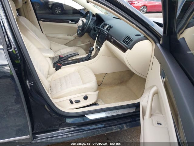 1VWCN7A37EC038229 Volkswagen Passat 2.0l Tdi Sel Premium