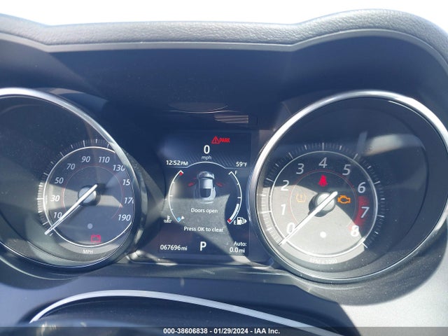 2018 JAGUAR F-TYPE SAJDD1GX2JCK52333 Photo 6