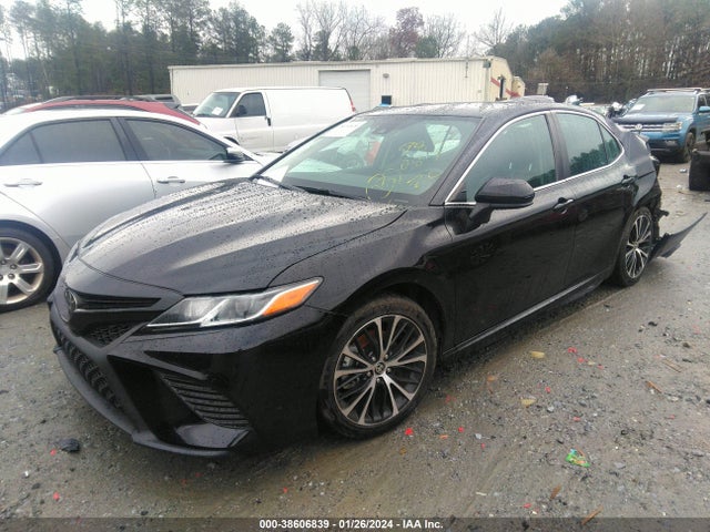 Toyota CAMRY SE 2020 4T1G11AK4LU985087 Image 2