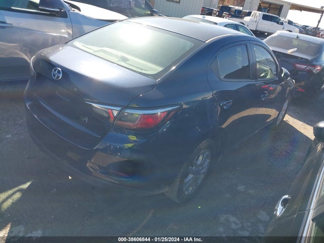 3MYDLBZV1GY113704 Scion p5v