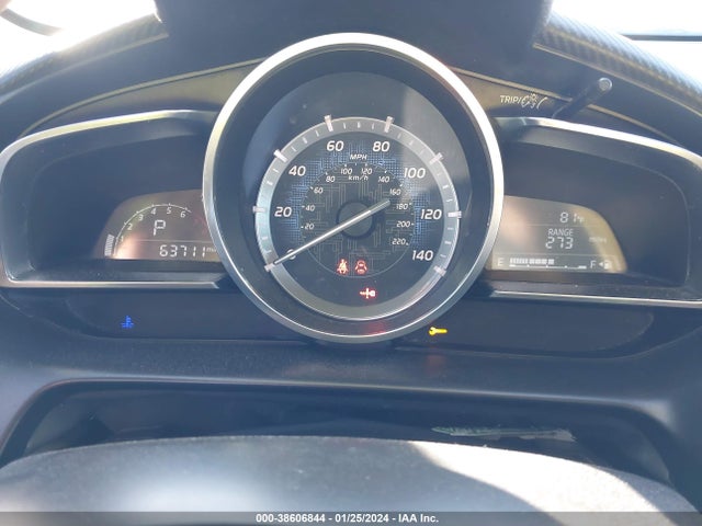 3MYDLBZV1GY113704 Scion p5v