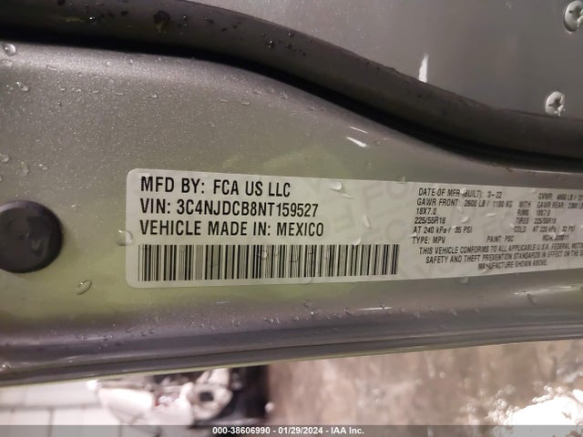 3C4NJDCB8NT159527 Jeep Compass Limited 4x4