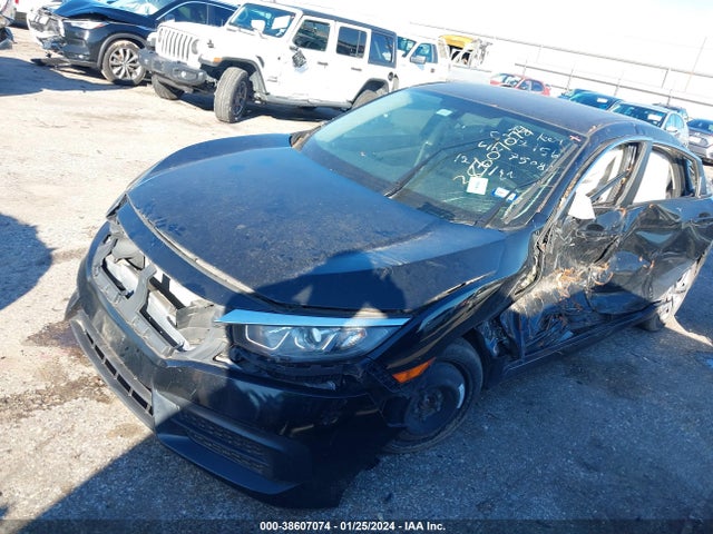 Honda Civic Lx 2018 2HGFC2E58JH567508 Image 2