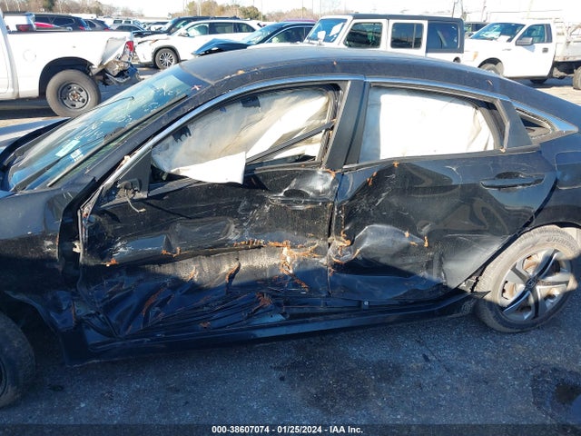 Honda Civic Lx 2018 2HGFC2E58JH567508 Image 6