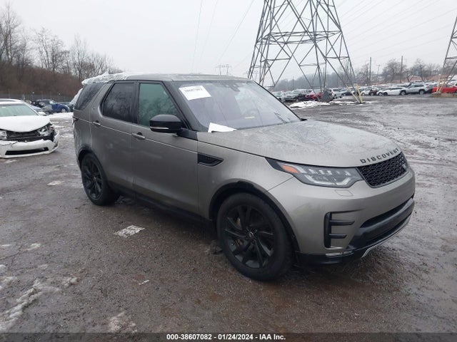 Land Rover Discovery Landmark Edition 2020 SALRU2RV0L2424673 main image