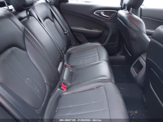 Chrysler 200 Limited Platinum 2017 1C3CCCABXHN509876 Image 8