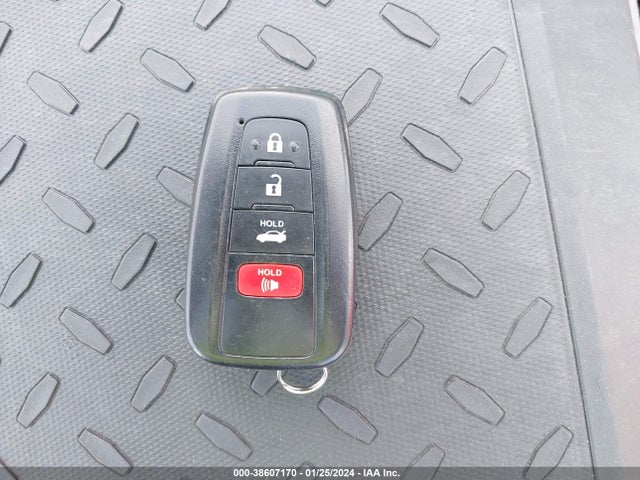 4T1F11BKXMU046845 Toyota Camry Xle Awd